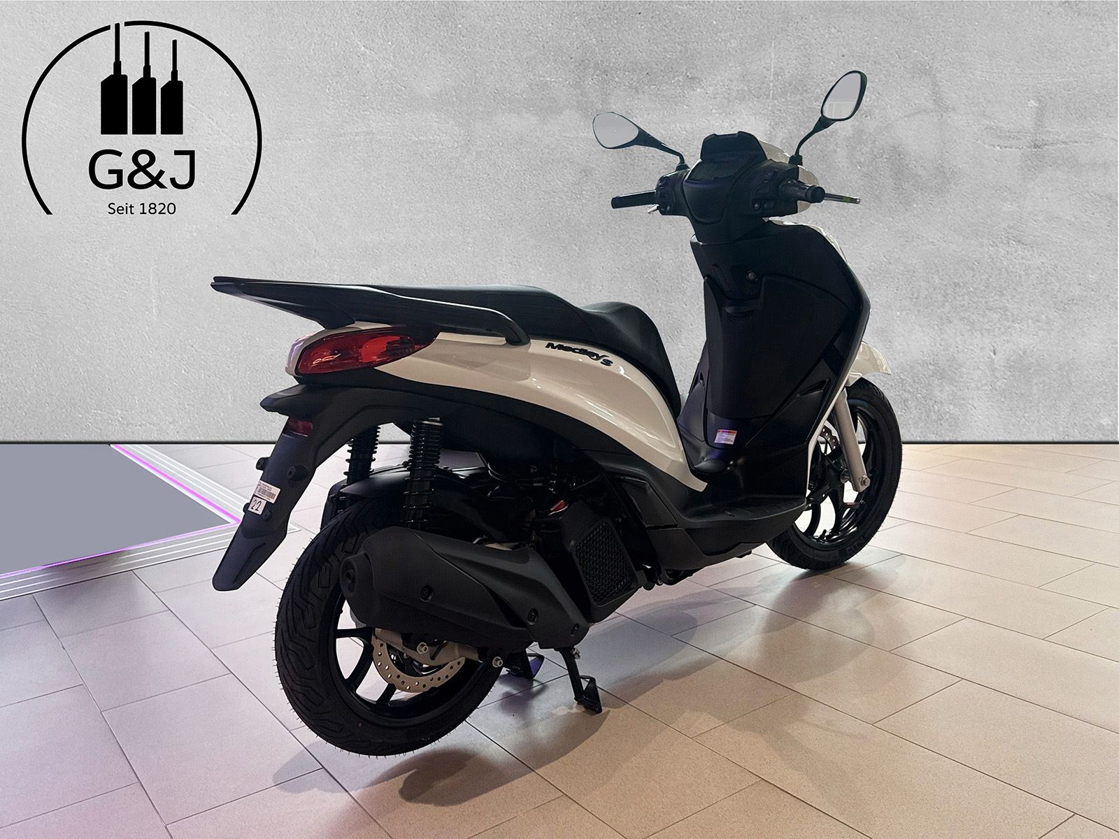 Fahrzeugabbildung Piaggio Medley 125 Sport White