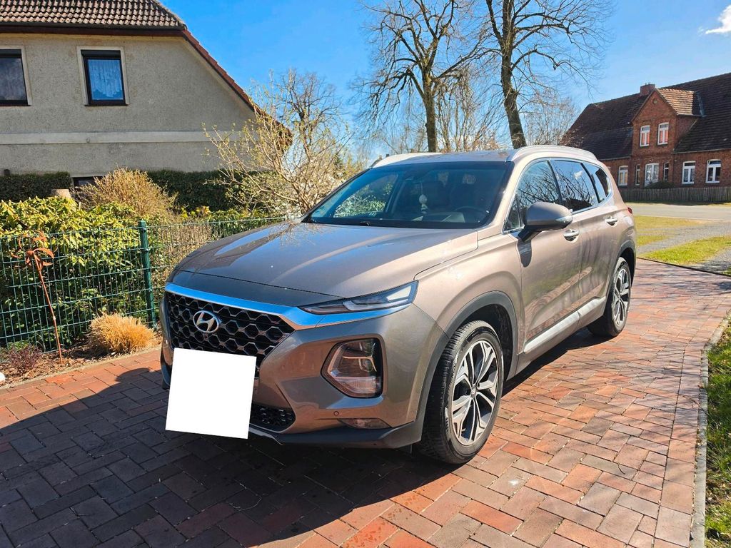 Image of Hyundai SANTA FE