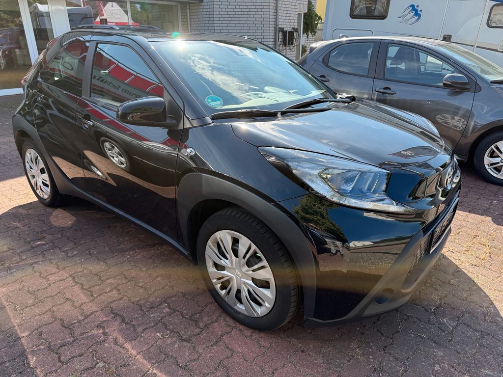 2024 Toyota Aygo (X)