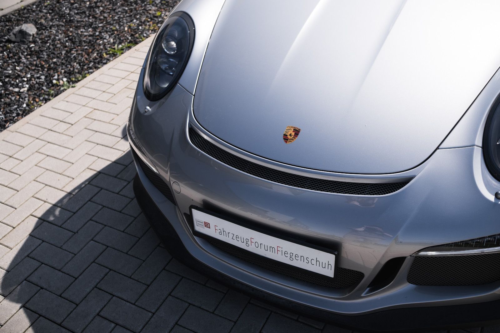 Fahrzeugabbildung Porsche 911/991.1 GT3 RS, Approved & Service neu, 90 L.