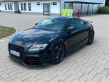 Audi TT RS plus Coupe 2.5 TFSI S tronic quattro - - Audi TT RS mit Benzin-Antrieb