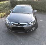 Opel Astra 1.4 Turbo Edition 88kW Edition - Opel Astra aus 2010: Turbo