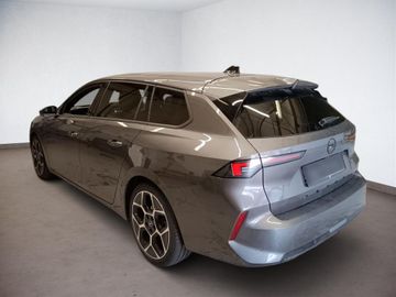 Fotografie 4 des Opel Astra Sports Tourer 1.2 Turbo Automatik Ultimate