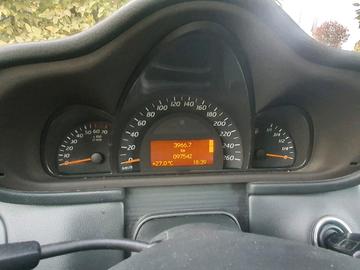 صورة 2 لـ 2001 Mercedes-BENZ C 180