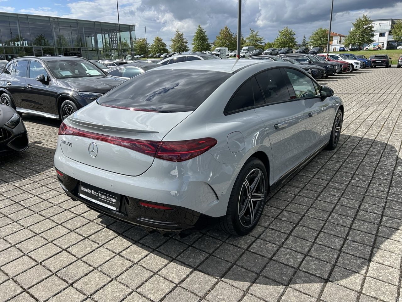 Mercedes-Benz EQE 300 Limousine AMG BURM NIGHT DIGI LIGHT 360 foto 6