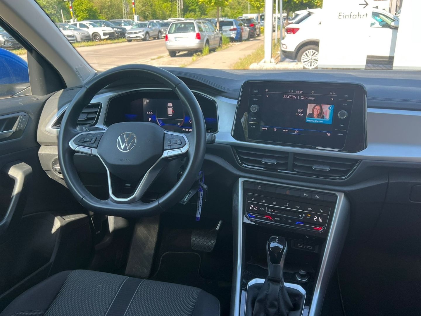 T-Roc Life 1.5TSI DSG - KAMERA*SHZG*APP*LED!!!