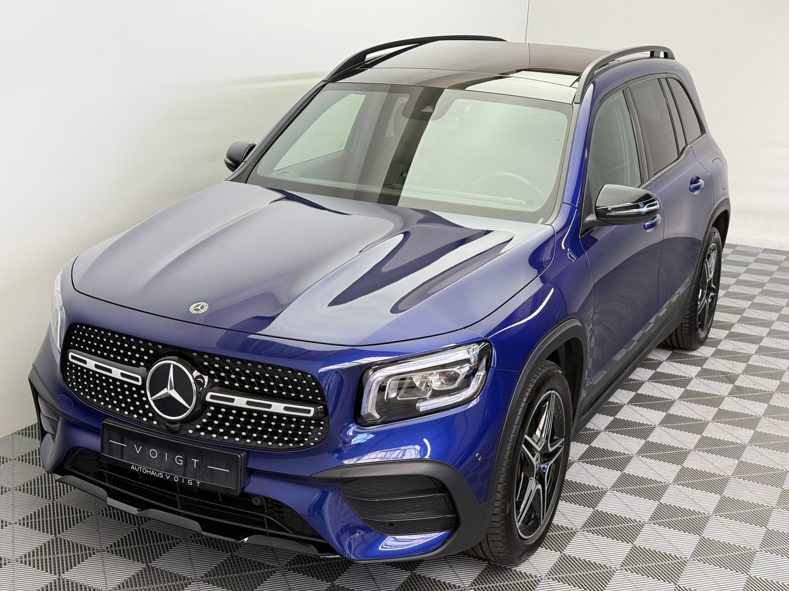 Mercedes-Benz GLB 220 d 4Matic 2.Hand AMG Line Pano AHK LED foto 2