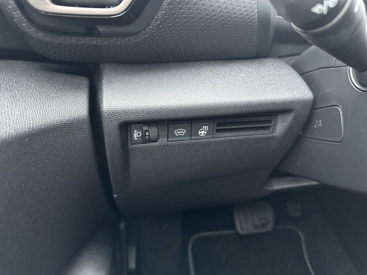 Fahrzeugabbildung Citroën C4 Benziner 130 Automatik MAX