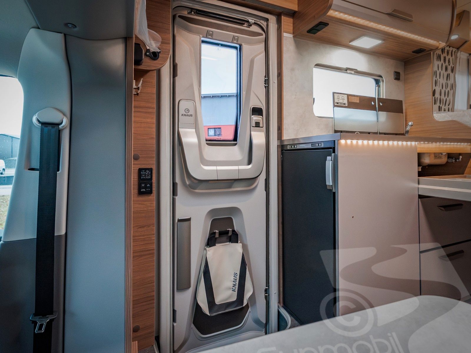 Fahrzeugabbildung Knaus TOURER VAN 500 MQ VANSATION #SLIDE #THULE #LIPO