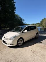 Toyota Verso 1.8l Travel 7-Sitzer Panoramadach TÜV neu - gebrauchte Toyota Verso aus dem Jahr 2012