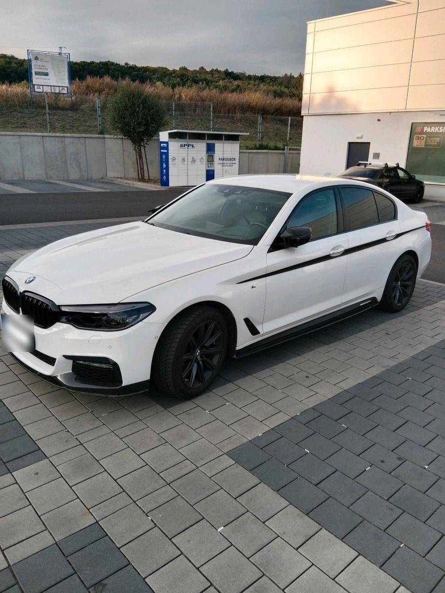 BMW 530
