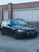 BMW 320i E91 - BMW 320 aus 2007: Kombi, 320i