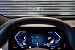 Fahrzeugabbildung BMW iX40 xDr. Sport Pano/SkyLounge AHK h/k Laser 22"