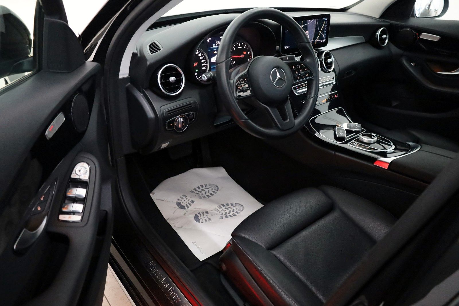 Fahrzeugabbildung Mercedes-Benz C 200d Limousine Leder,Navi,LED,360°Kamera,SH