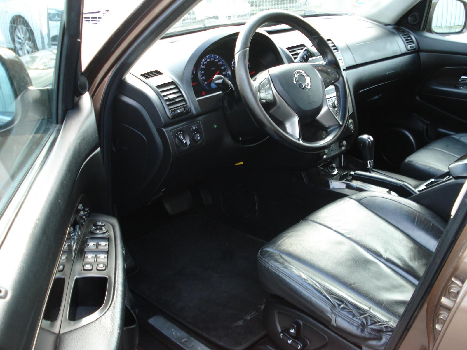 SsangYong Rexton 2015 — photo 7