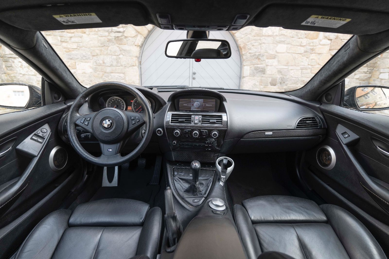 Fahrzeugabbildung BMW M6 Coupé Manual 1/323 Head Up Individual Audio