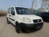 Fiat Doblo Doblò 1.4 8V Active/5 SITZER/ - gebrauchte Fiat Doblo aus dem Jahr 2010