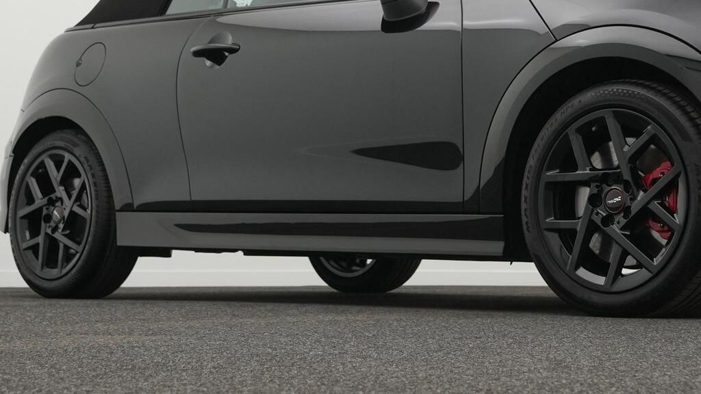 MINI John Cooper Works Cabrio - Bild 23