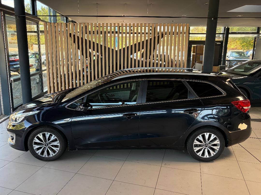 Kia cee'd SW Dream Team / Kamera / SHZ / Tempomat