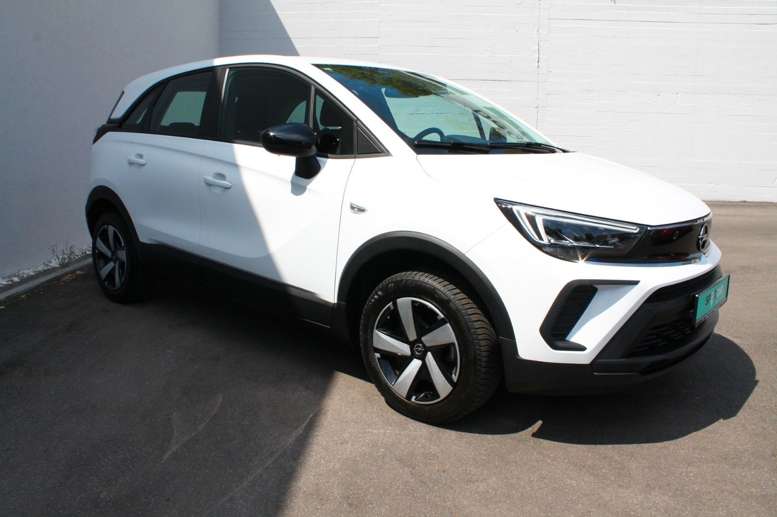 Fahrzeugabbildung Opel Crossland Edition 1.2T,Sitzhzg,LED,PP,Allwetter