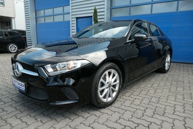 Mercedes-Benz A 200 d Style Top Zustand!