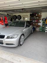 BMW 325i - - BMW 325: Limousine, I