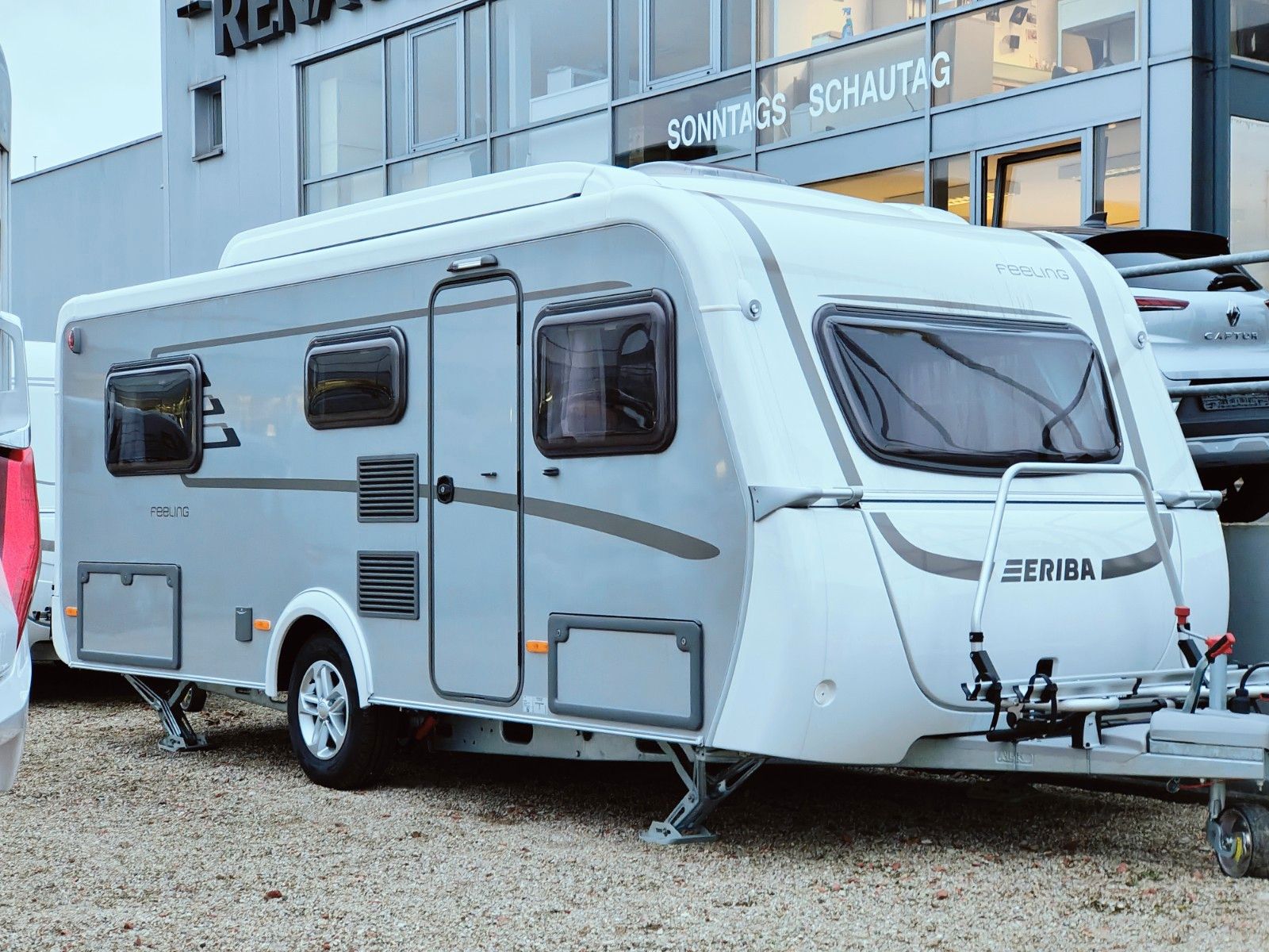 Fahrzeugabbildung HYMER / ERIBA / HYMERCAR Feeling 442 SD - MEGA SALE -