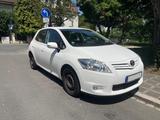 Toyota Auris 1,6-l-Valvematic Travel Travel - Toyota Auris in Nürnberg