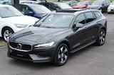Volvo V60 Cross Country Pro AWD*ACC*AHK*PANO*H&K*KAM* - Volvo V60 Cross Country Kombi Gebrauchtwagen