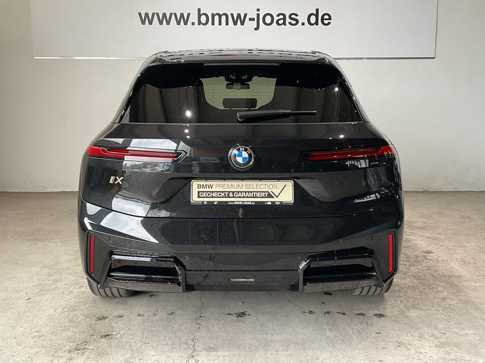 Fahrzeugabbildung BMW iX xDrive60 |Sitzbelüftung |Sky Lounge |M Sportp