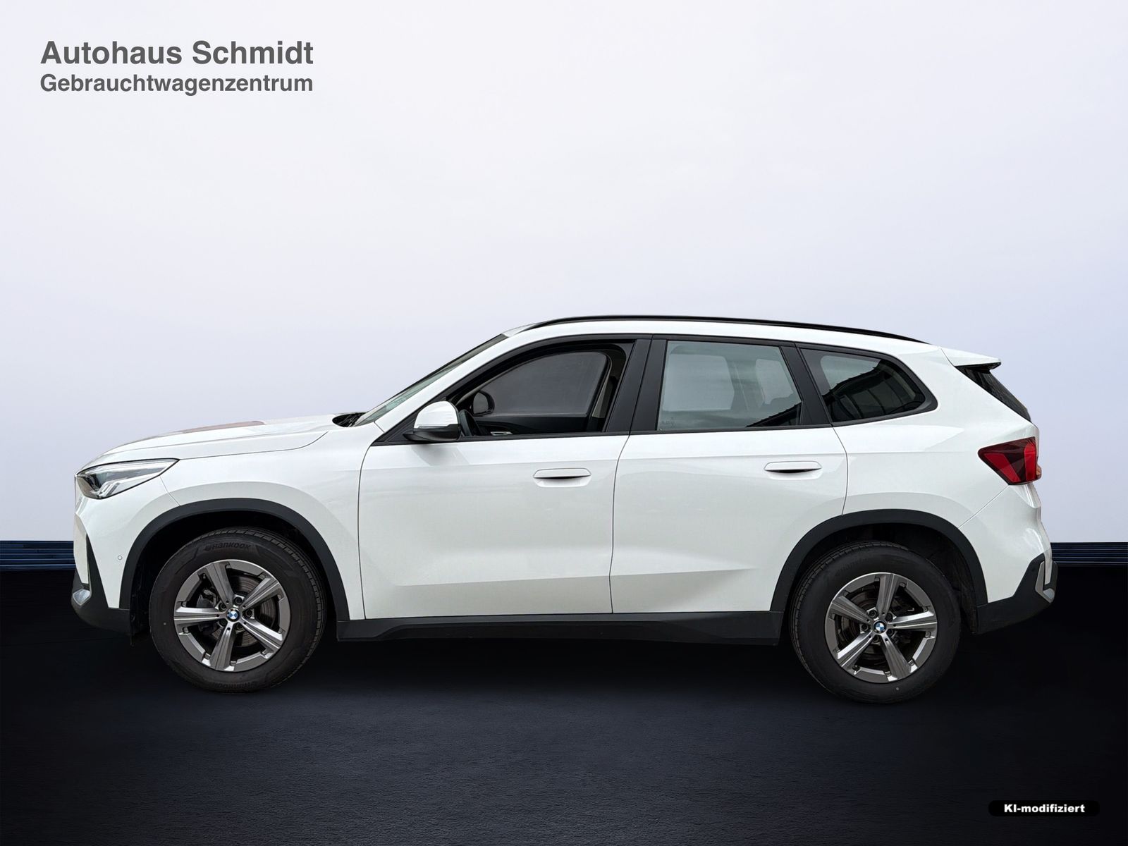 BMW X1 sDrive18i 17 LC DAB AHK Parking Assist. IS foto 2