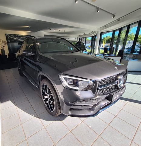 Fahrzeugabbildung Mercedes-Benz GLC 300 de 4M AMG Line/Night/360°/AHK/Burmester