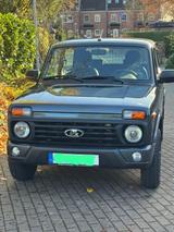 Lada Niva Urban4x4, Mike Sanders, Klima, AHK, Alu - Lada Niva: M
