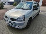Renault Clio Extreme 1.2 16V Extreme - Renault Clio aus 2004: 1.2