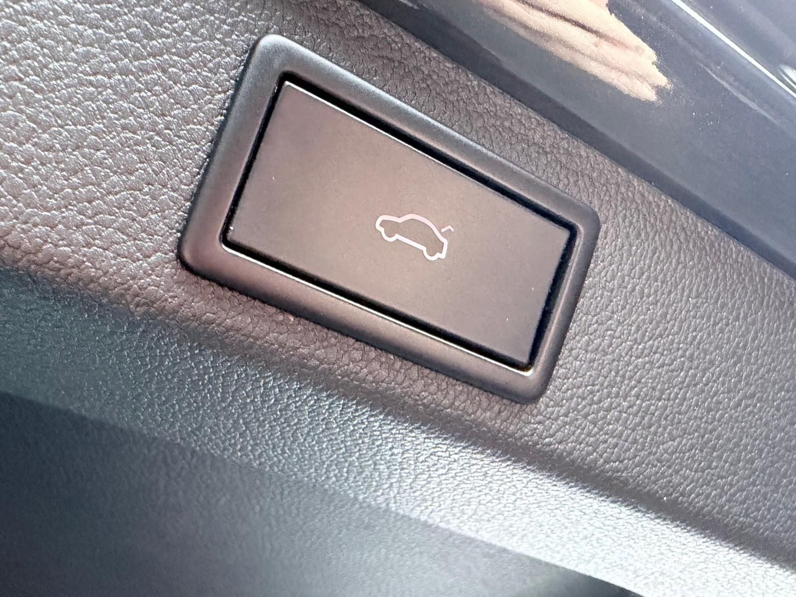 Fahrzeugabbildung SKODA SPORTLINE 2.0 TDI/VIRTUAL/R-CAM/LED/ACC/DCC/DAB+