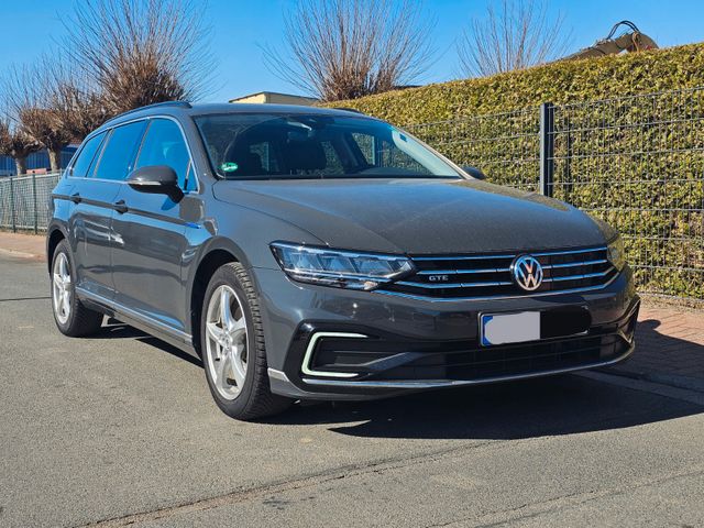 Volkswagen Passat Variant GTE/272