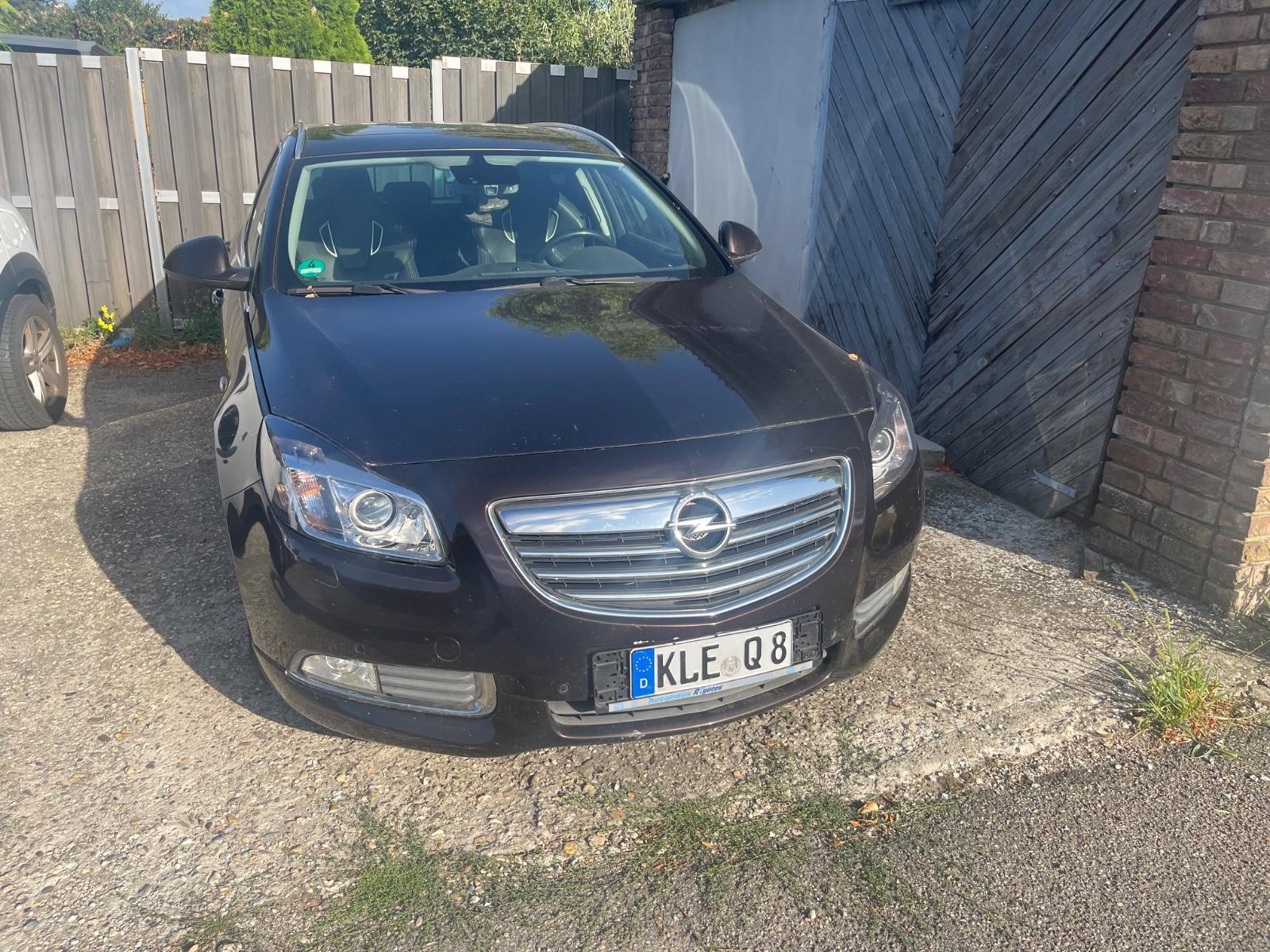 Opel Insignia, 2011