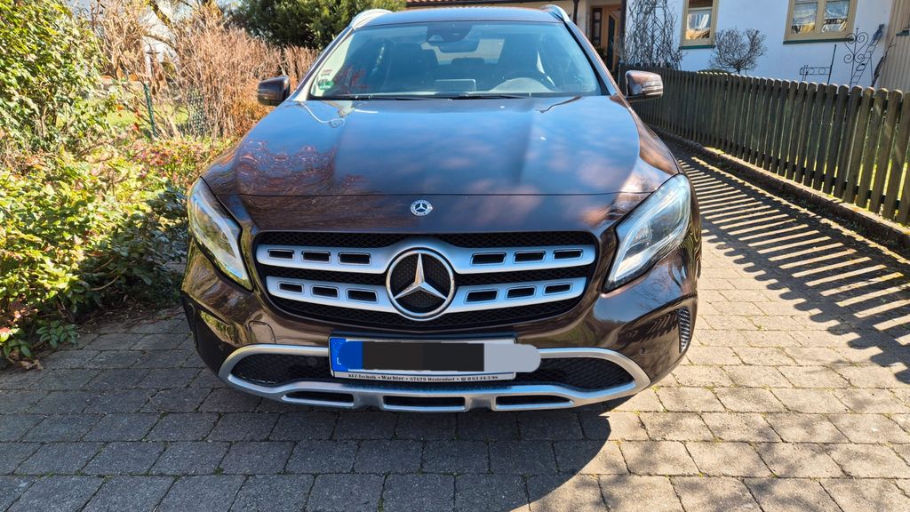 Image of Mercedes-Benz GLA 180