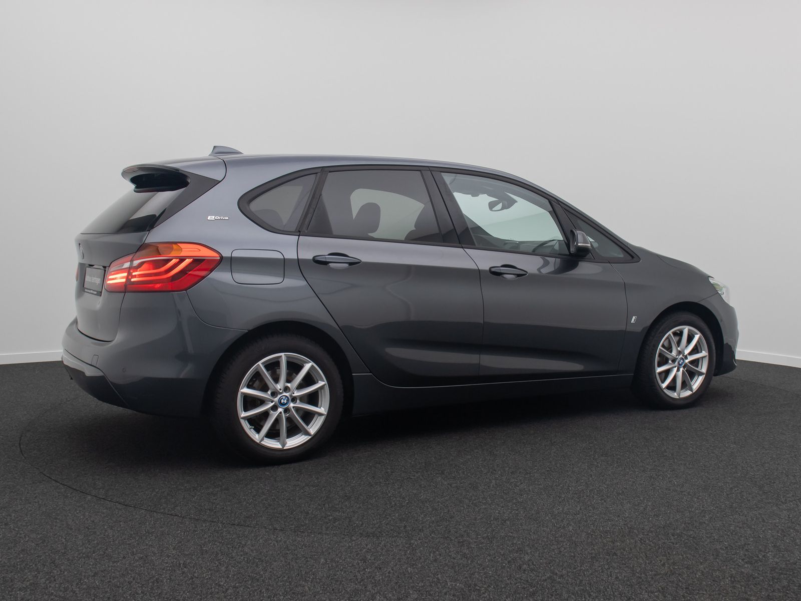 Fahrzeugabbildung BMW 225 Active Tourer iPerf Kamera DAB Sportsitz