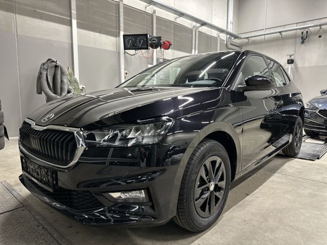 Skoda Fabia 1,0TSI 130Jahre SHZ Kamera Alu 5J.Garantie