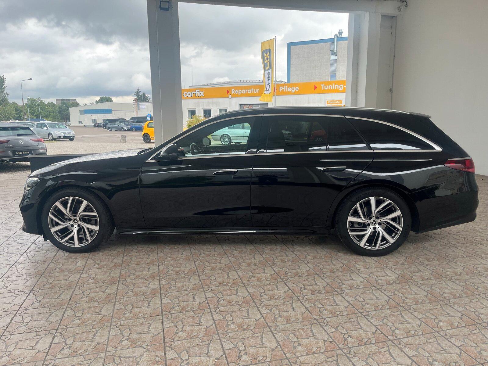 Mercedes-Benz E 220 d T AVANTGARDE/Distronic/Memory/Kamera/AHK