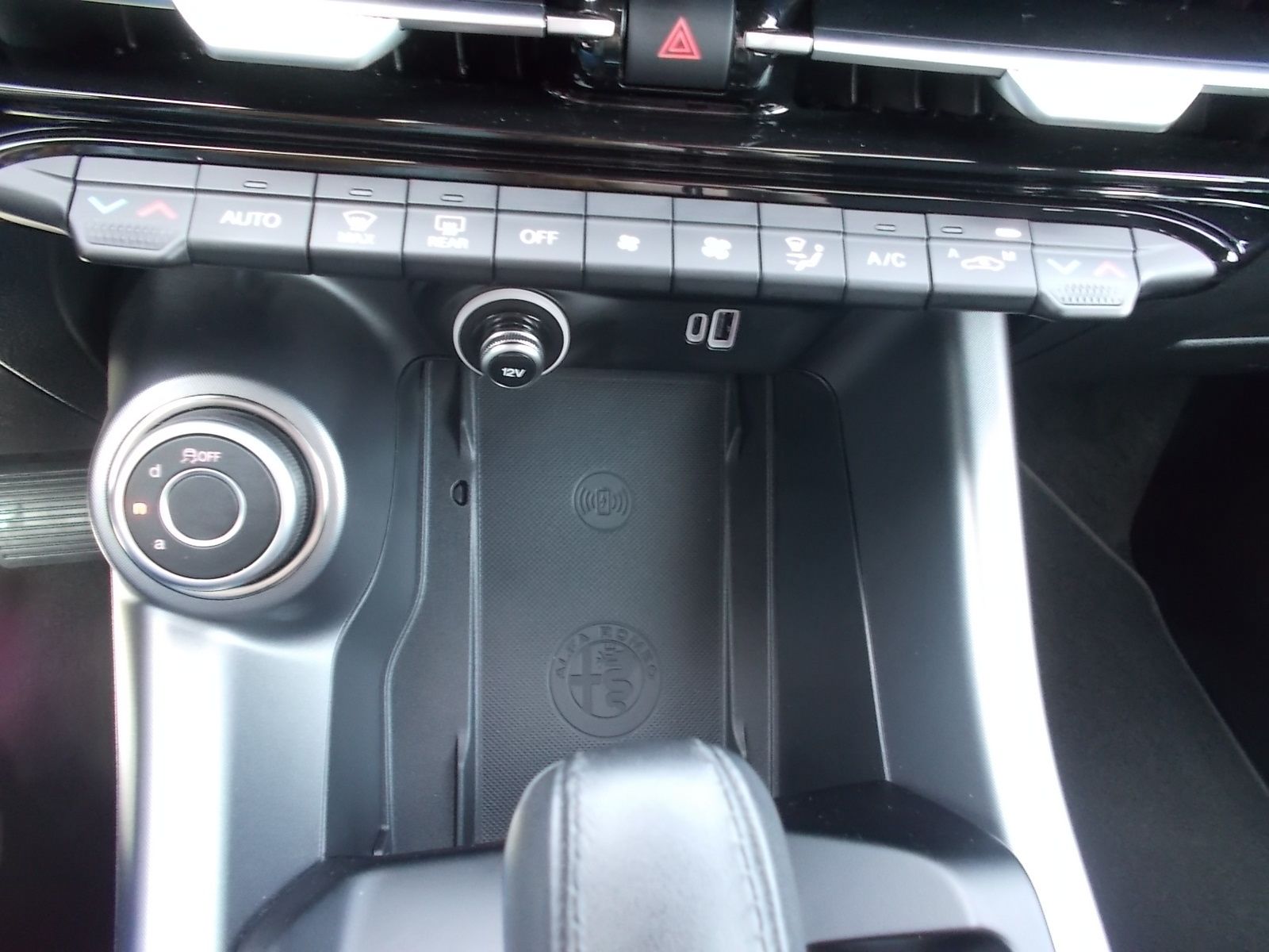 Fahrzeugabbildung Alfa Romeo Tonale Ti 1.5 VGT (160 PS)