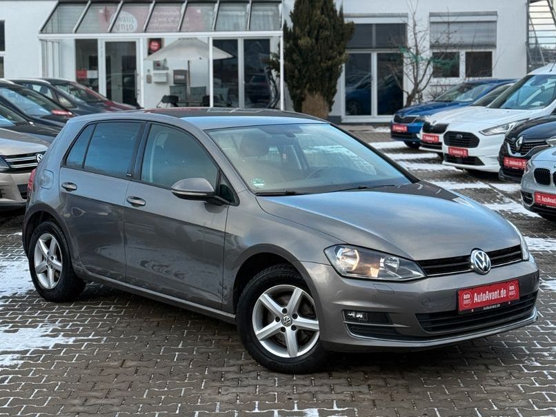 VW Golf - Bild 1