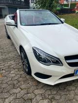 Mercedes-Benz E 320 Cabriolet E 320 - - Mercedes-Benz E 320 mit Benzin-Antrieb