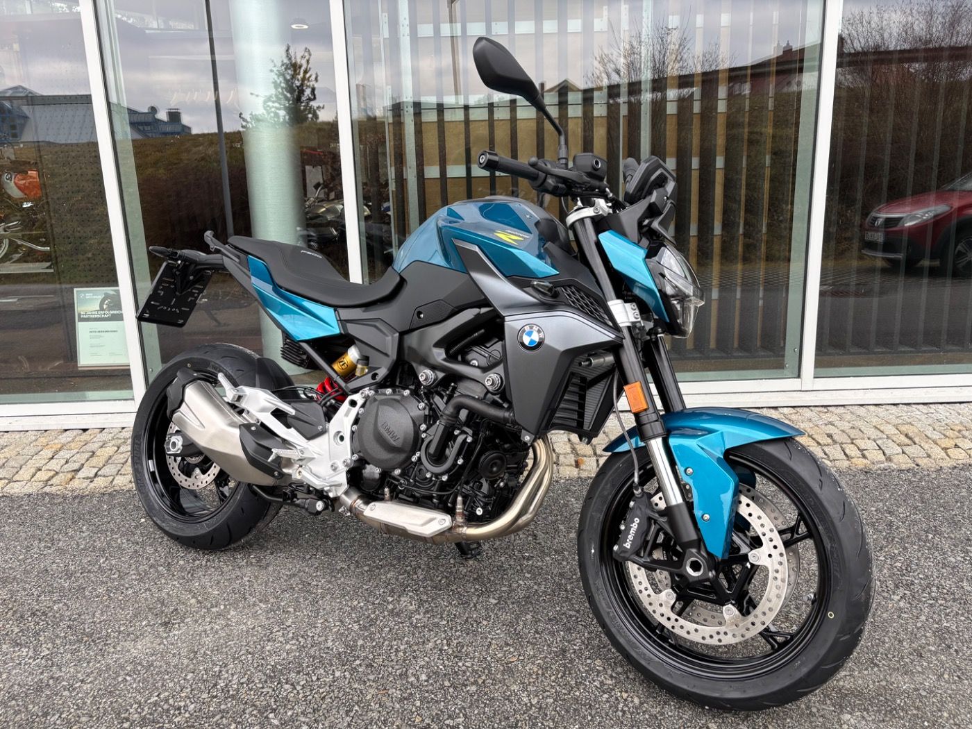 Fahrzeugabbildung BMW F 900 R 2 Pakete