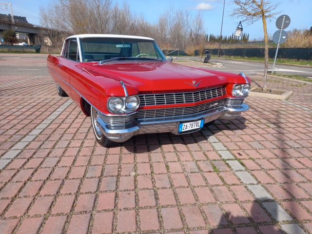 Cadillac Deville Coupé De Ville