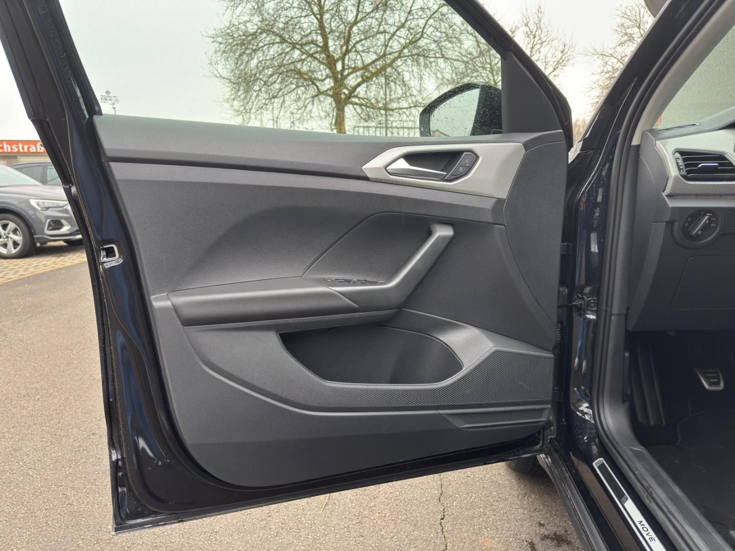 Fahrzeugabbildung Volkswagen T-Cross MOVE MOVE 1.0 TSI,Rück-Kamera,ACC,Navi,S