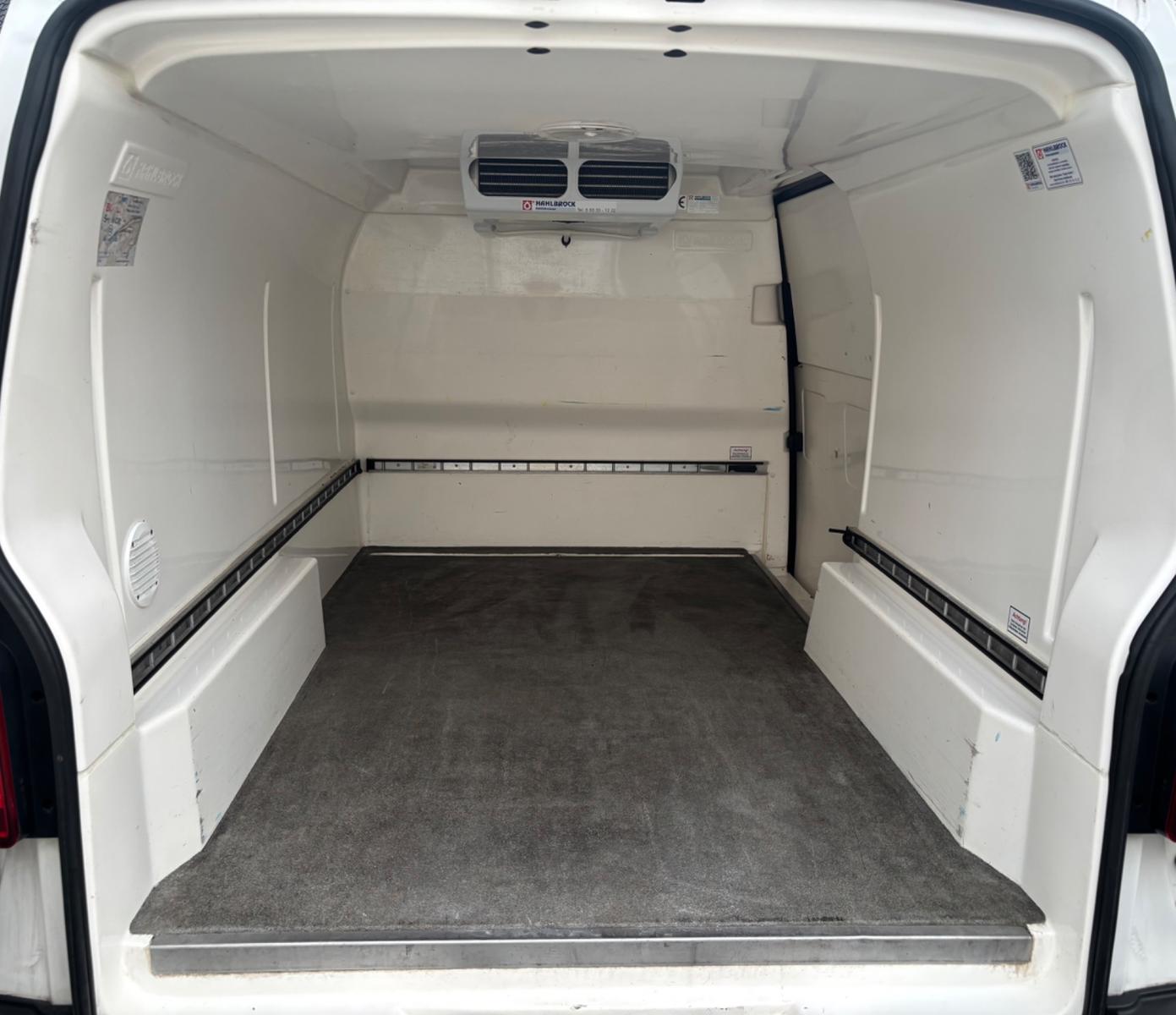 Volkswagen T6 Transporter Kühlwagen*PDC*KÜHL*KLIMA*ALLS*EU6