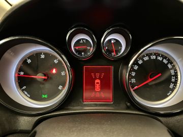 MYAUTOCENTER – Gebraucht- und Jahreswagen mit Werkstattservice in Pfaffenhofen Opel Astra J Sports Tourer Exklusiv *2. Hand*Kamera*