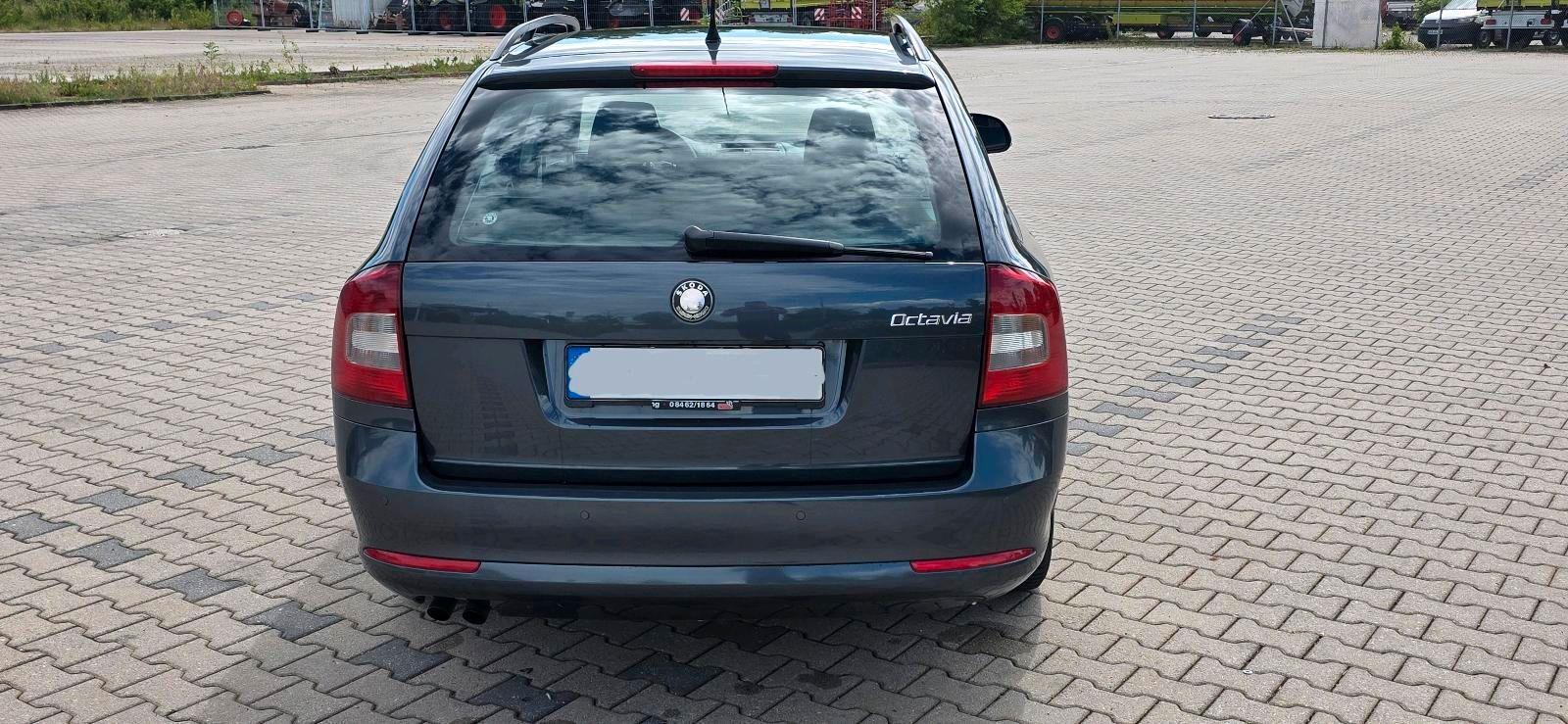 Skoda Octavia 2009 — photo 7